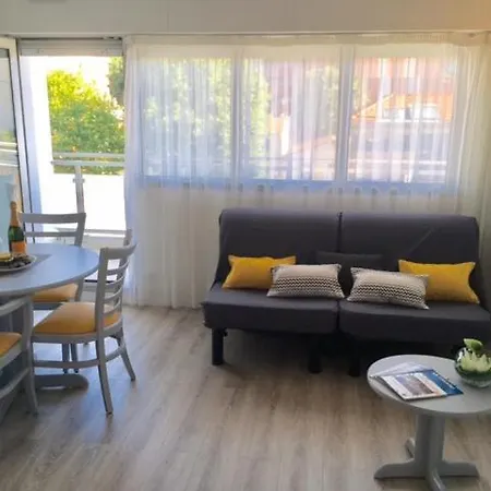 Appartamento 4 Pers. Balcon & Parking - & Commerces Arcachon