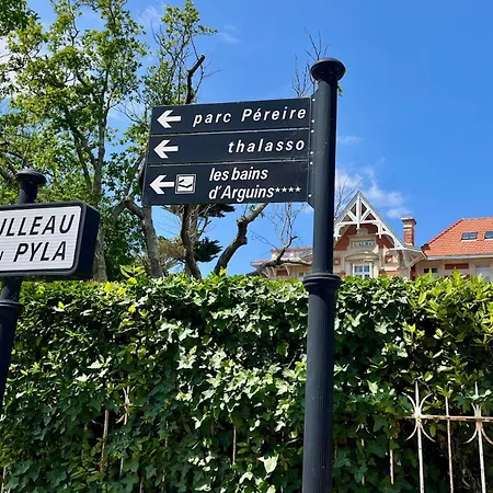 4 Pers. Balcon & Parking - & Commerces *