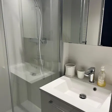 アパート 4 Pers. Balcon & Parking - & Commerces