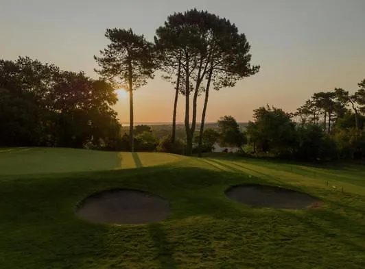 4 Pers. Balcon & Parking - & Commerces דירה ארסשון